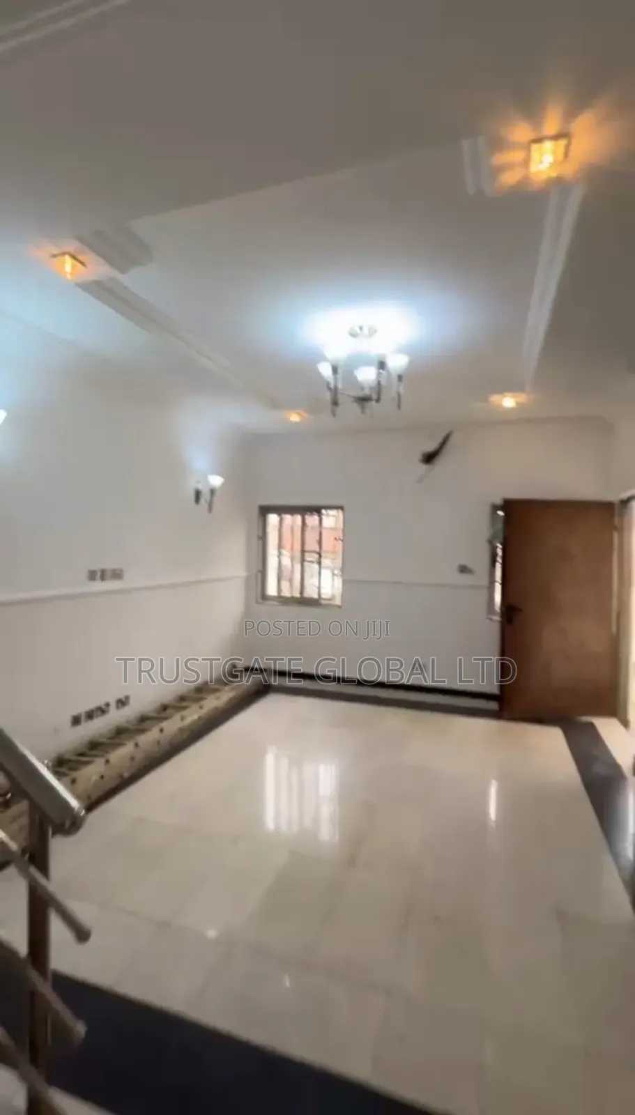 3bdrm Townhouse / Terrace in Wuye for rent