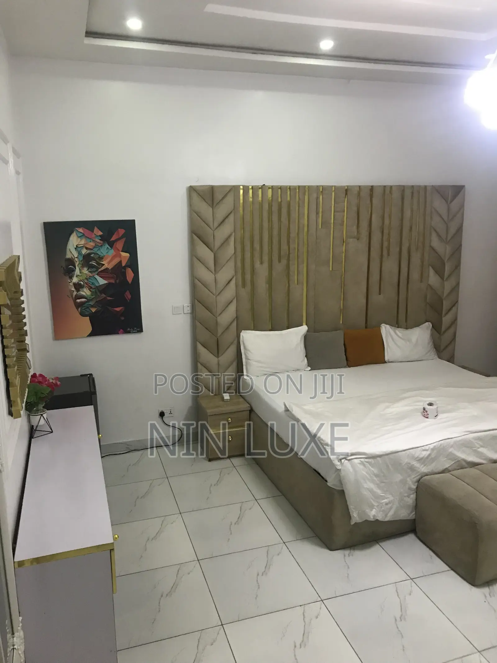 A Beautiful Room en-Suite in a Luxurious Shared Apartment