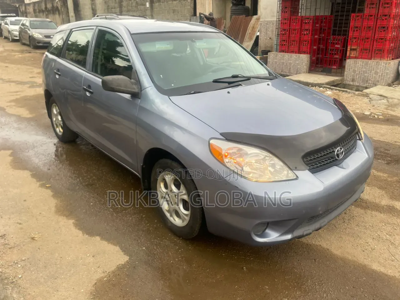 Toyota Matrix Hatchback AWD (1.8L 4cyl 4A) 2006 Blue