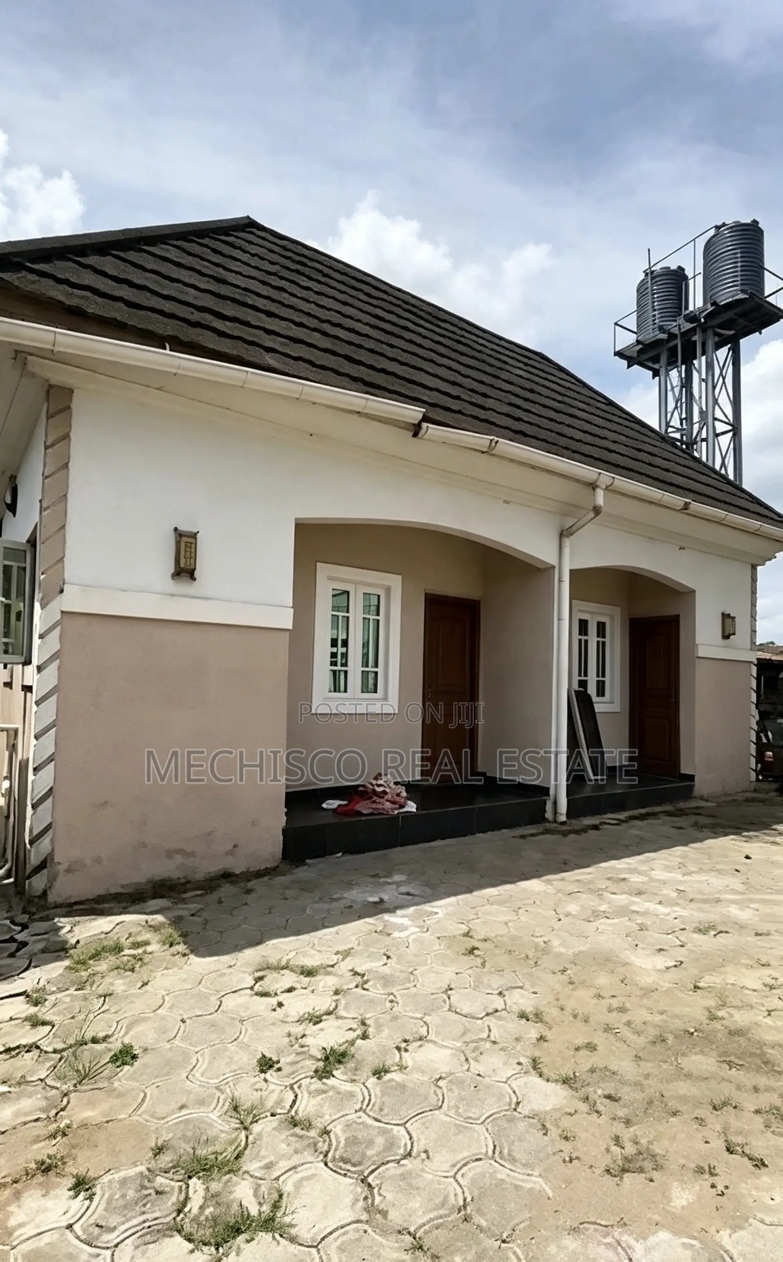6bdrm Duplex in Rukpokwu for sale