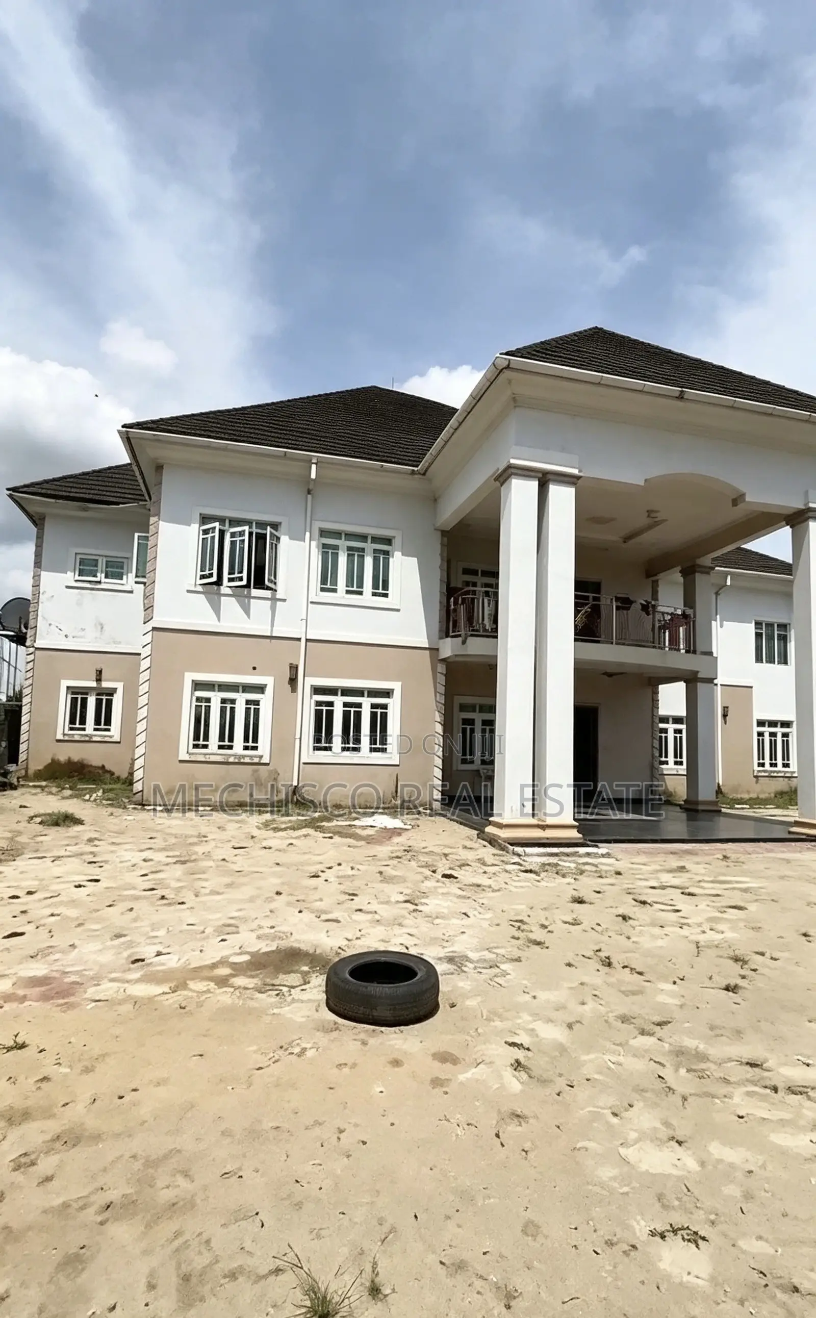 6bdrm Duplex in Rukpokwu for sale