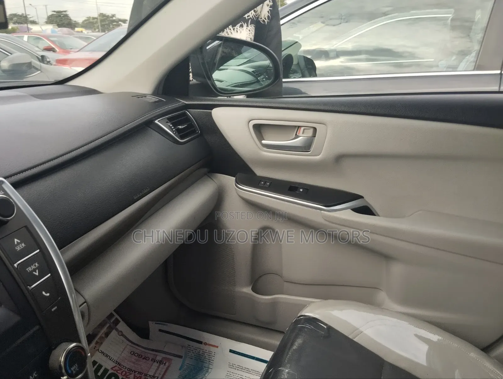 Toyota Camry 2016 Silver