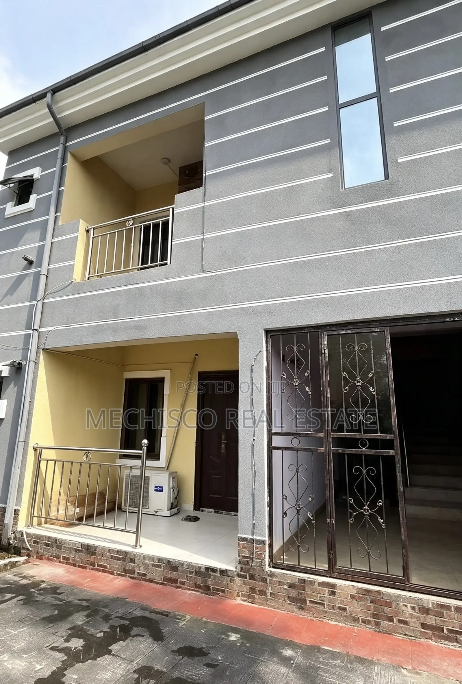 2bdrm Block of Flats in Rumuduru for sale
