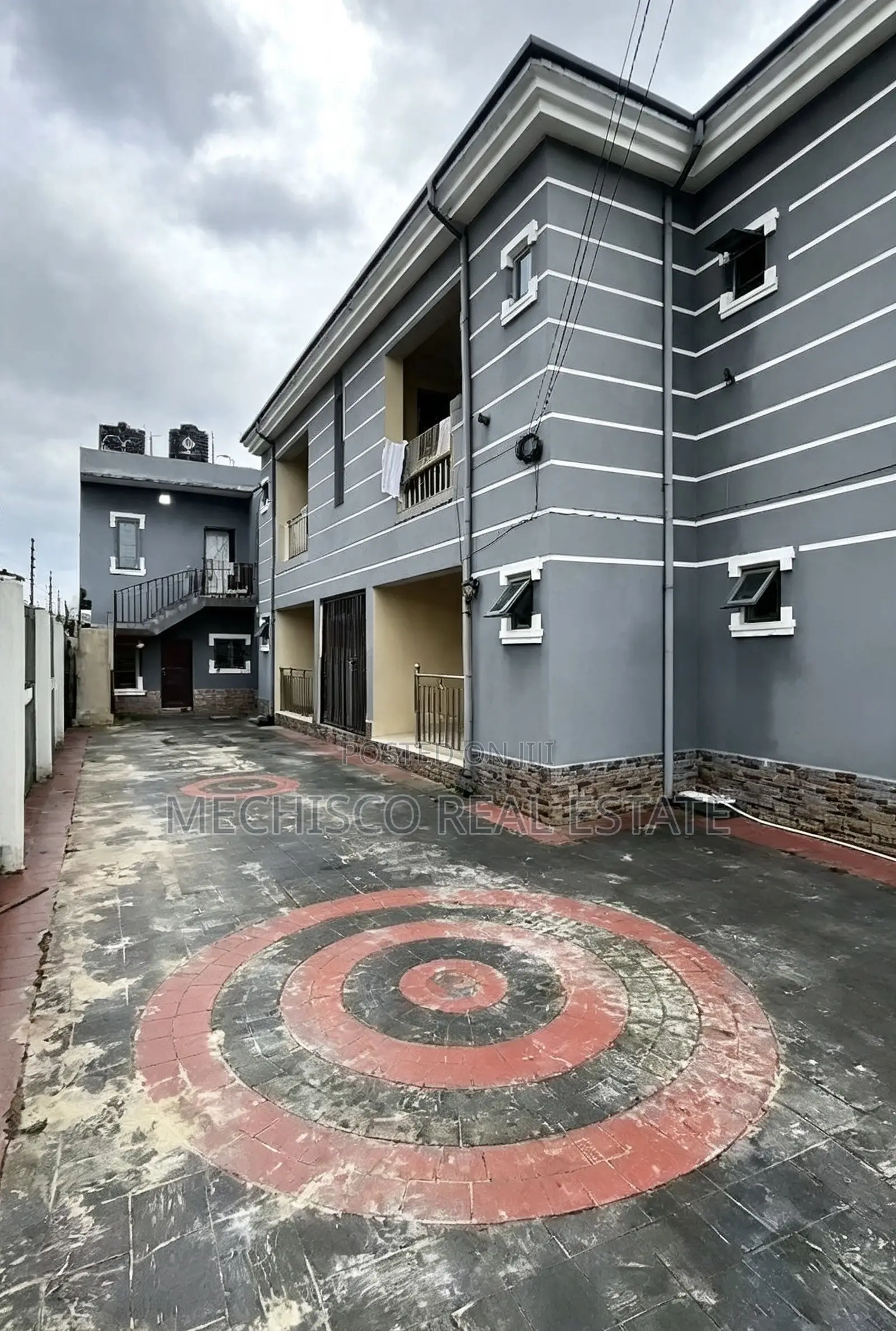 2bdrm Block of Flats in Rumuduru for sale