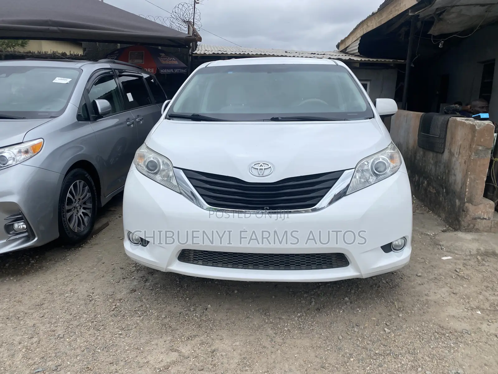 Toyota Sienna LE 7 Passenger Mobility 2012 White