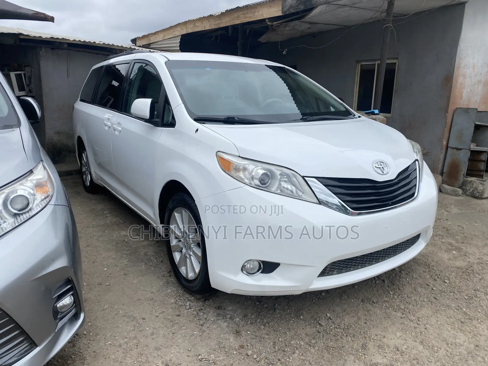 Toyota Sienna LE 7 Passenger Mobility 2012 White