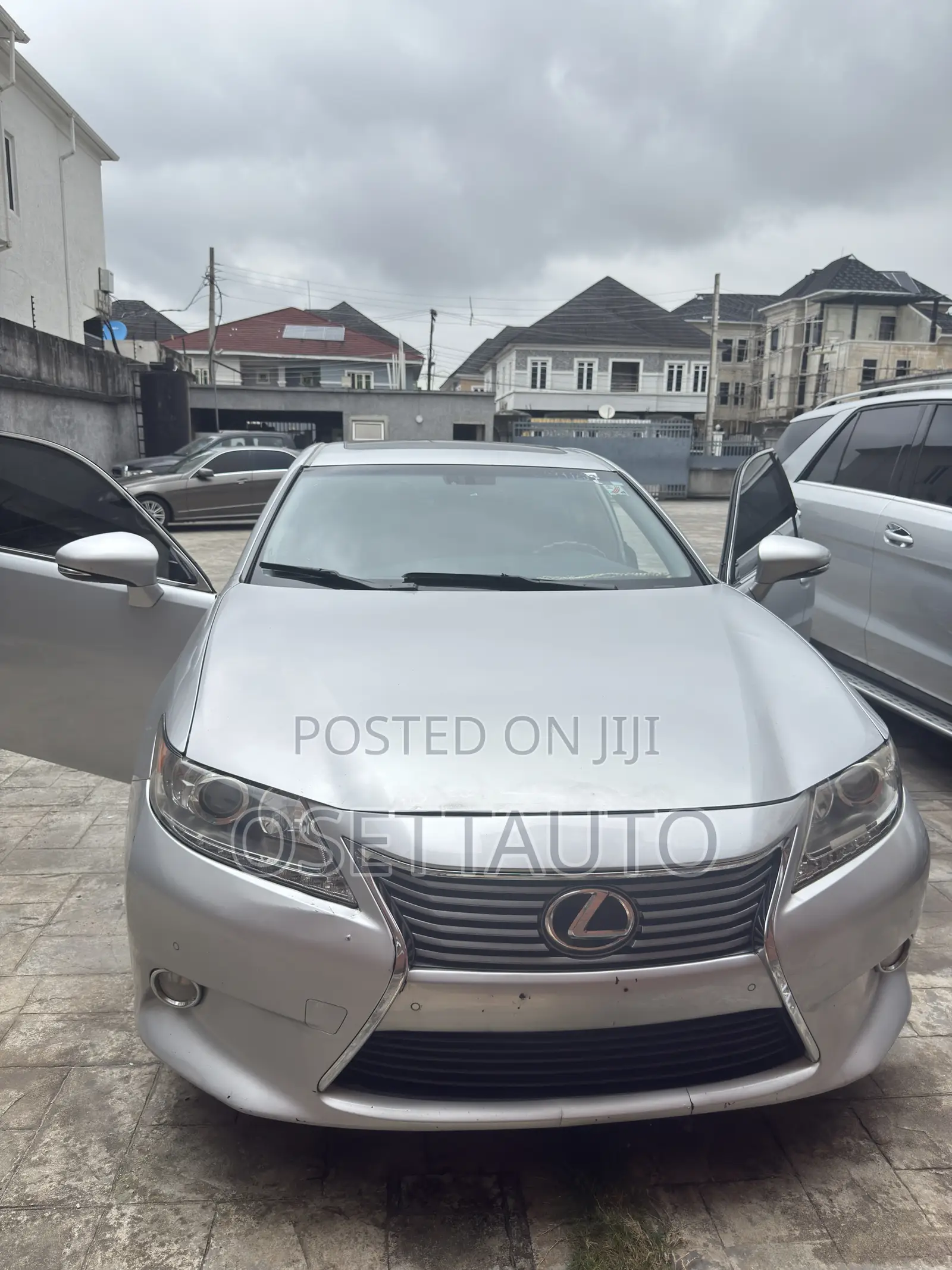 Lexus ES 350 FWD 2014 Silver