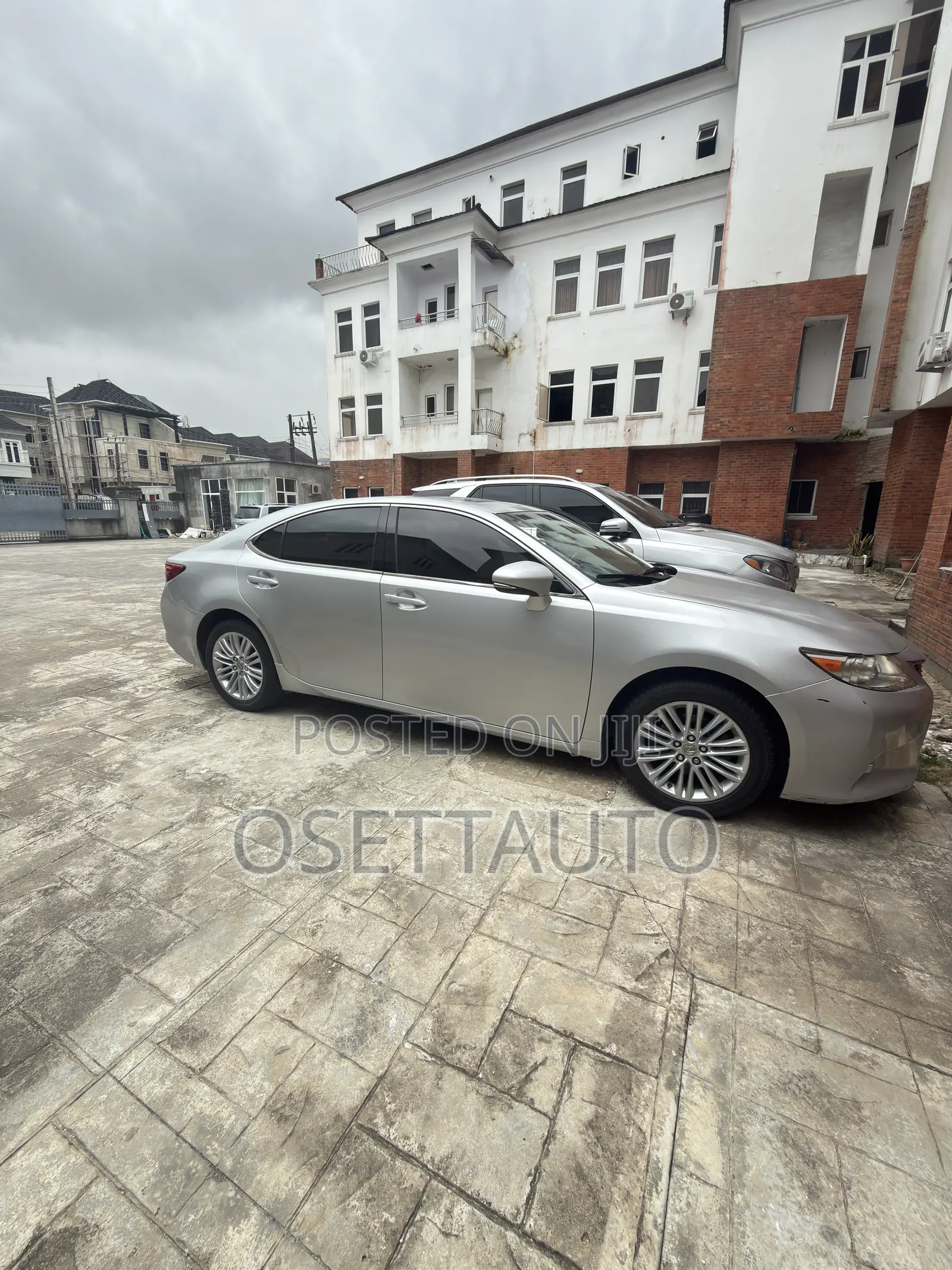 Lexus ES 350 FWD 2014 Silver