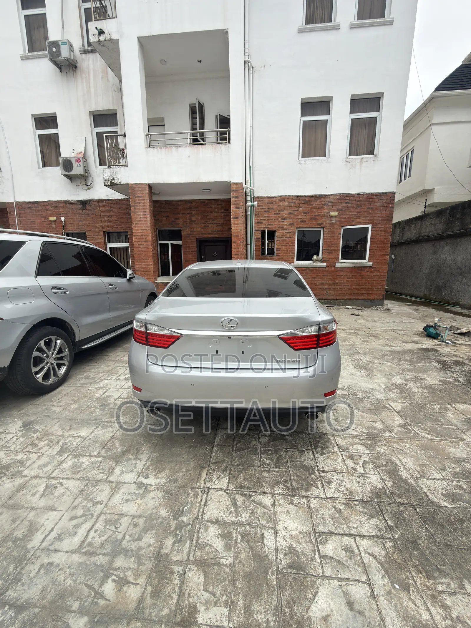Lexus ES 350 FWD 2014 Silver