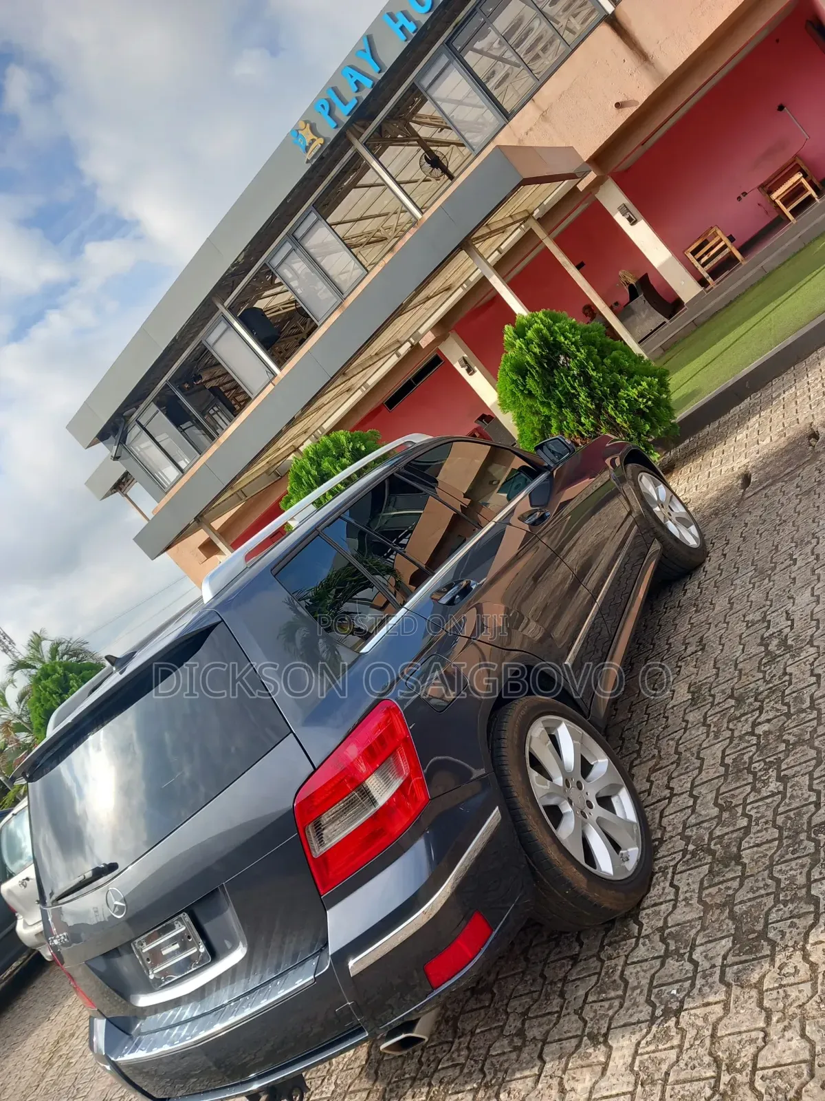 Mercedes-Benz GLK-Class 2011