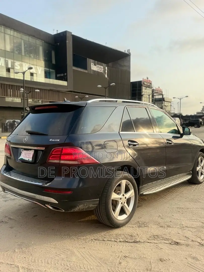 Mercedes-Benz GLE-Class GLE 350 2016 Blue