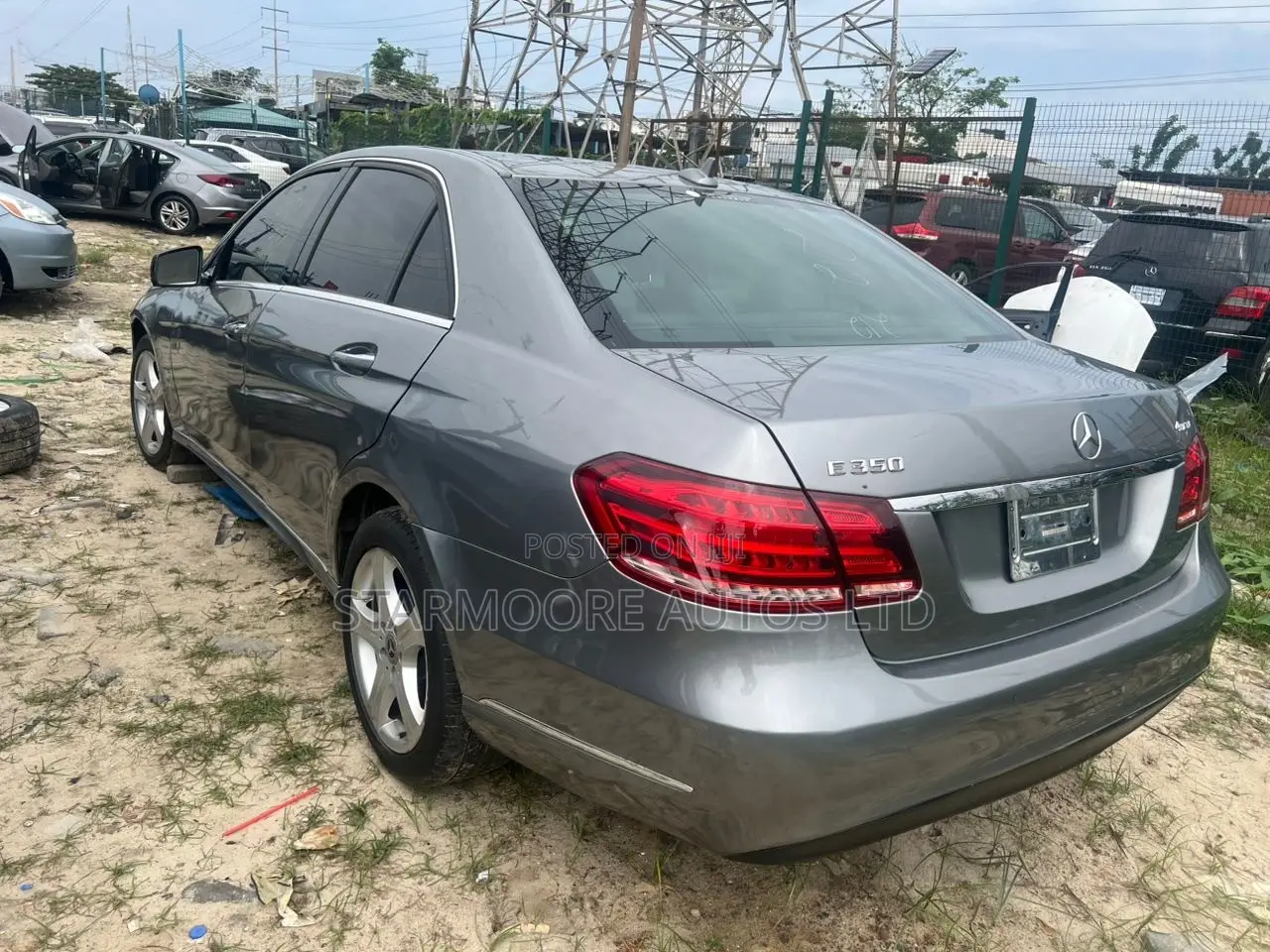 Mercedes-Benz E350 Base 4Matic Sedan AWD (3.5L 6cyl 7A) 2014 Gray