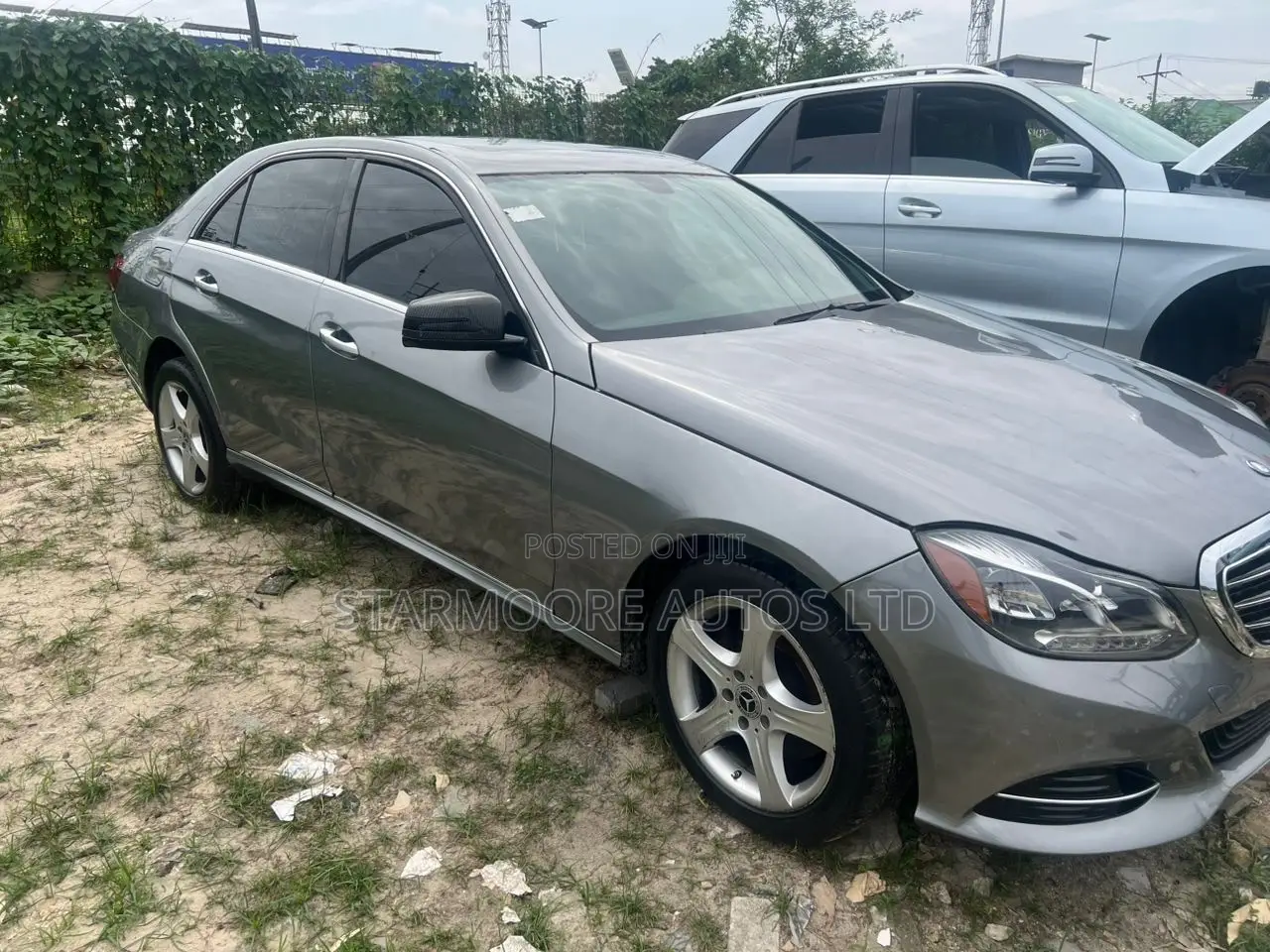 Mercedes-Benz E350 Base 4Matic Sedan AWD (3.5L 6cyl 7A) 2014 Gray