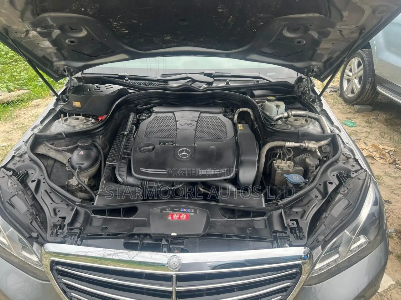 Mercedes-Benz E350 Base 4Matic Sedan AWD (3.5L 6cyl 7A) 2014 Gray