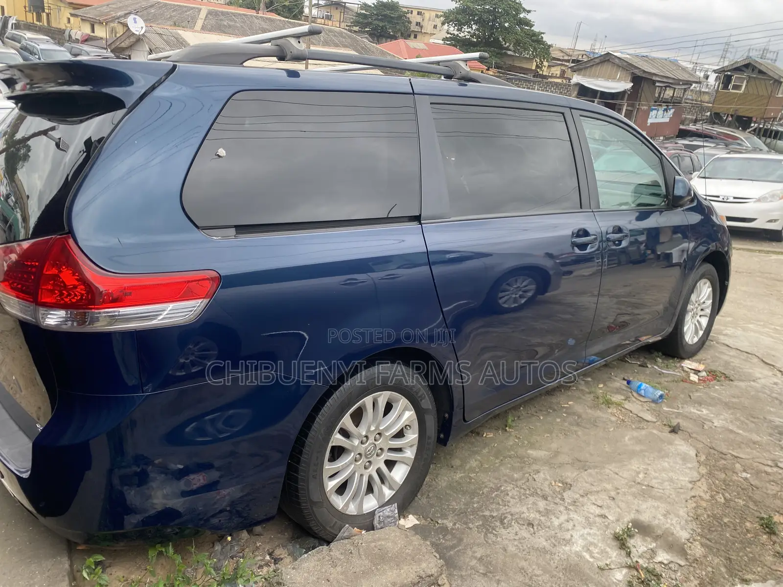 Toyota Sienna 2014 Blue