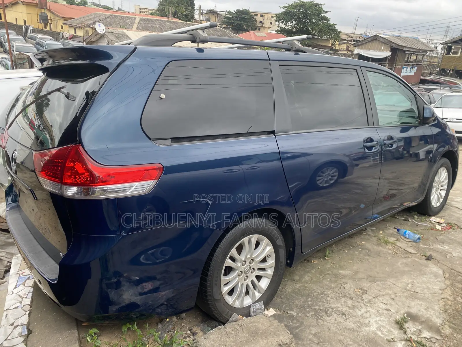 Toyota Sienna 2014 Blue