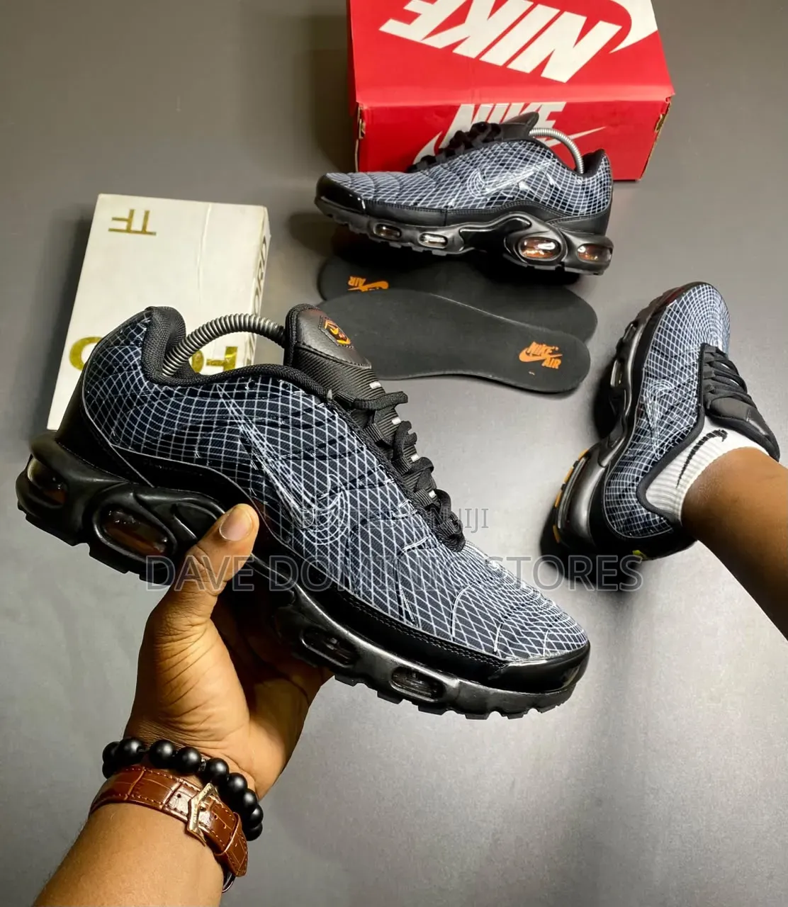 Original Nike Airmax Sneaker (New Design)