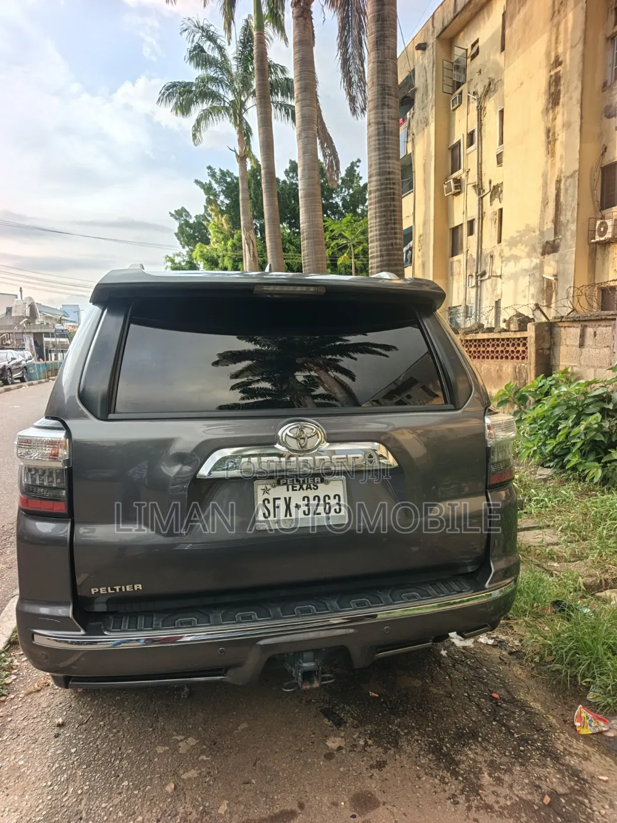 Toyota 4-Runner Limited 4dr 4x4 (4.0L 6cyl 5A) 2017 Gray