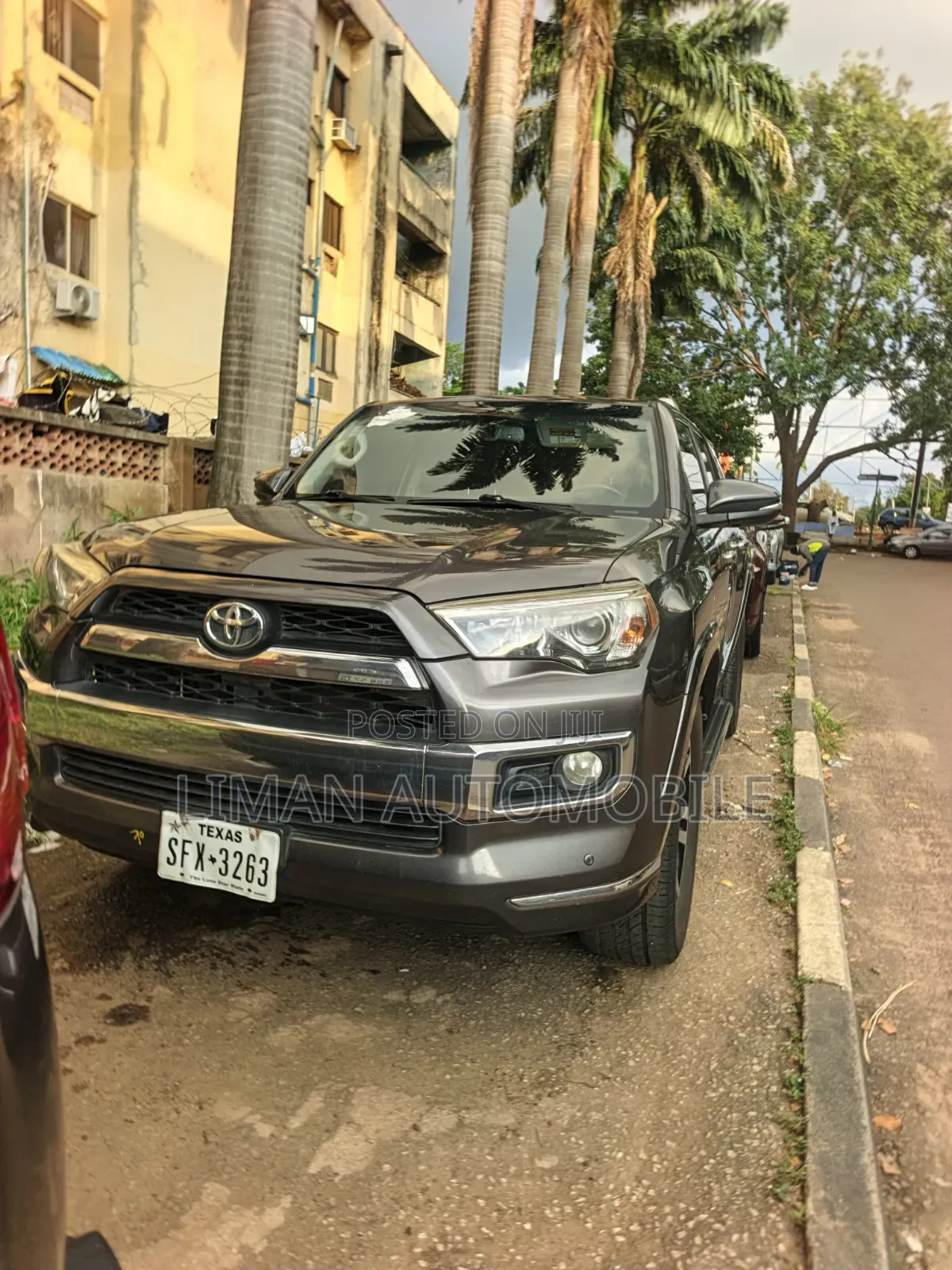 Toyota 4-Runner Limited 4dr 4x4 (4.0L 6cyl 5A) 2017 Gray