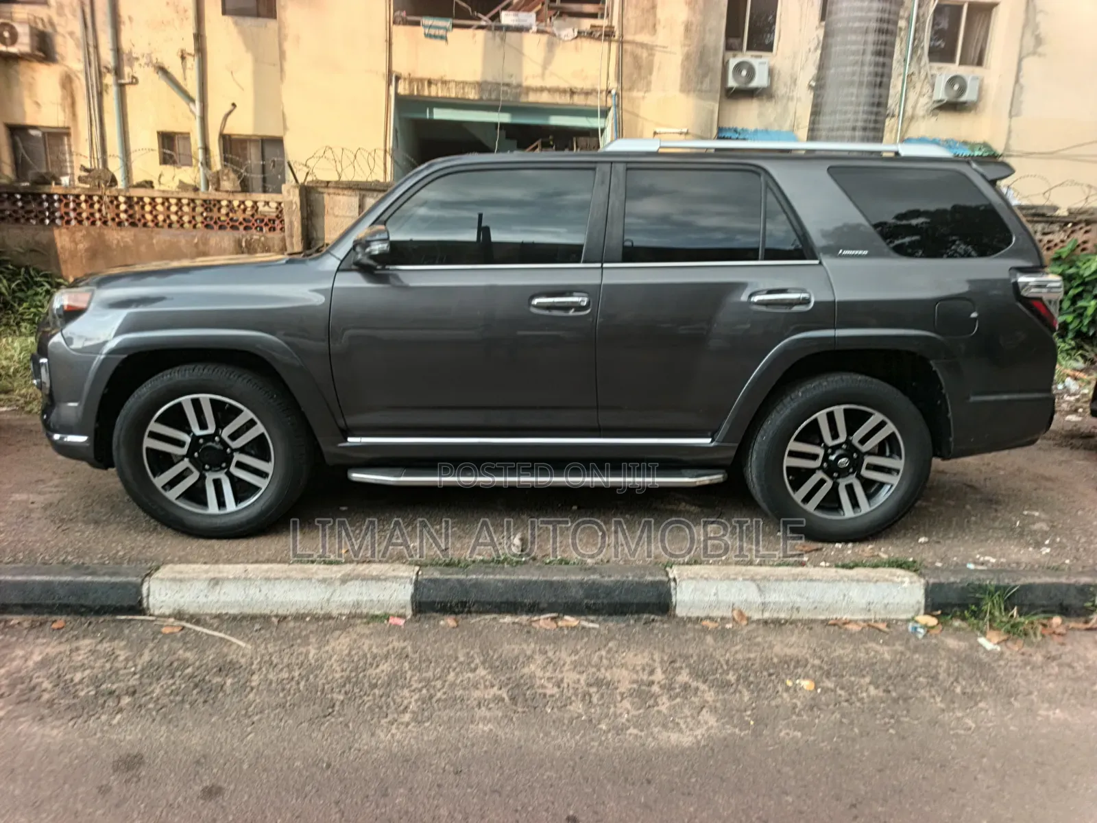 Toyota 4-Runner Limited 4dr 4x4 (4.0L 6cyl 5A) 2016 Gray