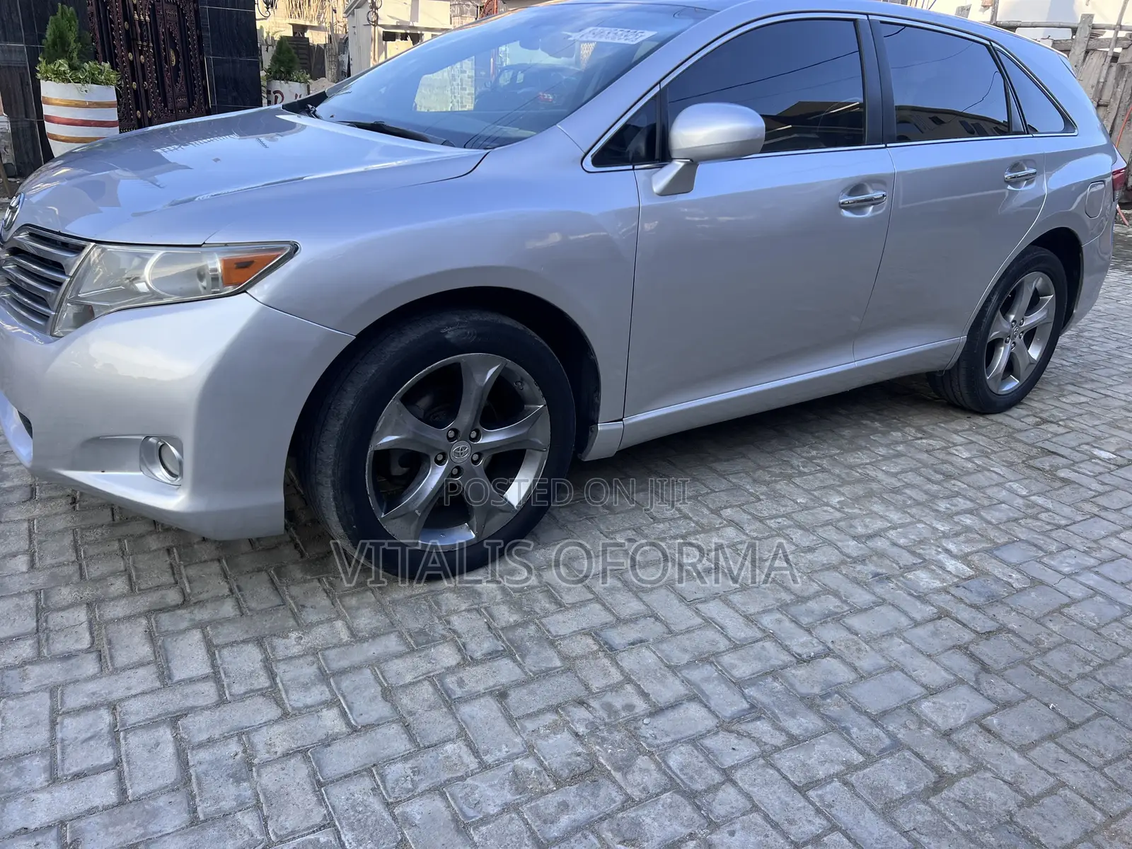Toyota Venza Limited 2010 Silver