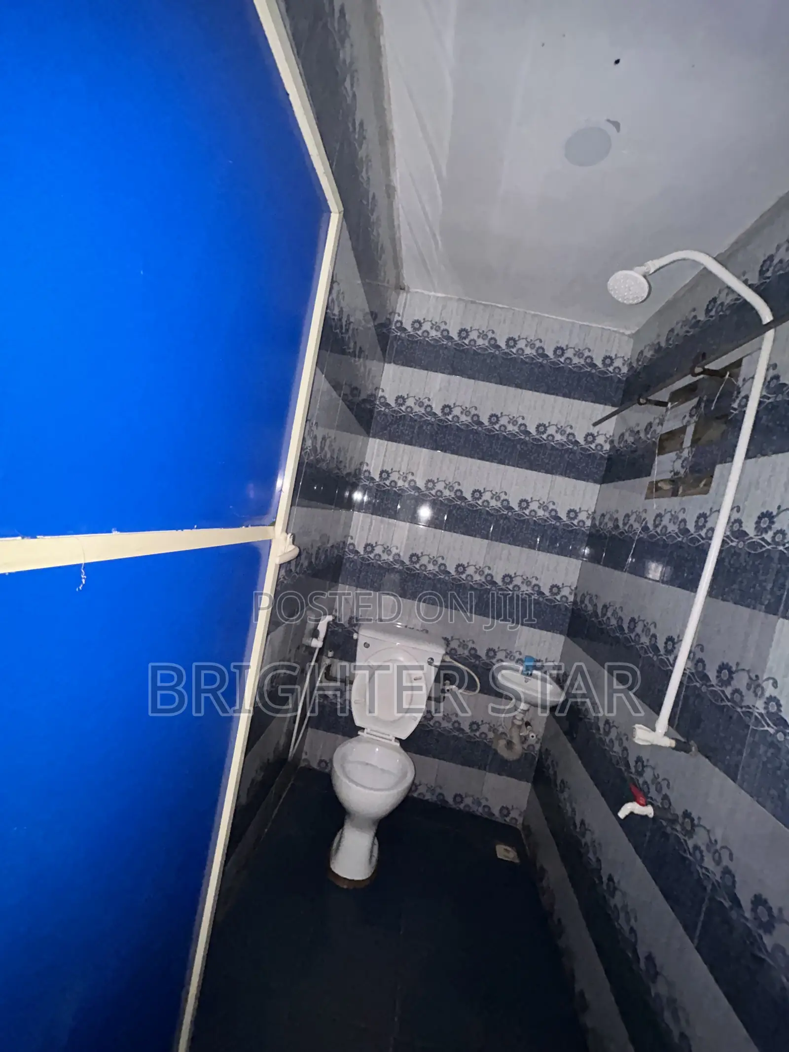 Mini Flat in Ayobo for rent
