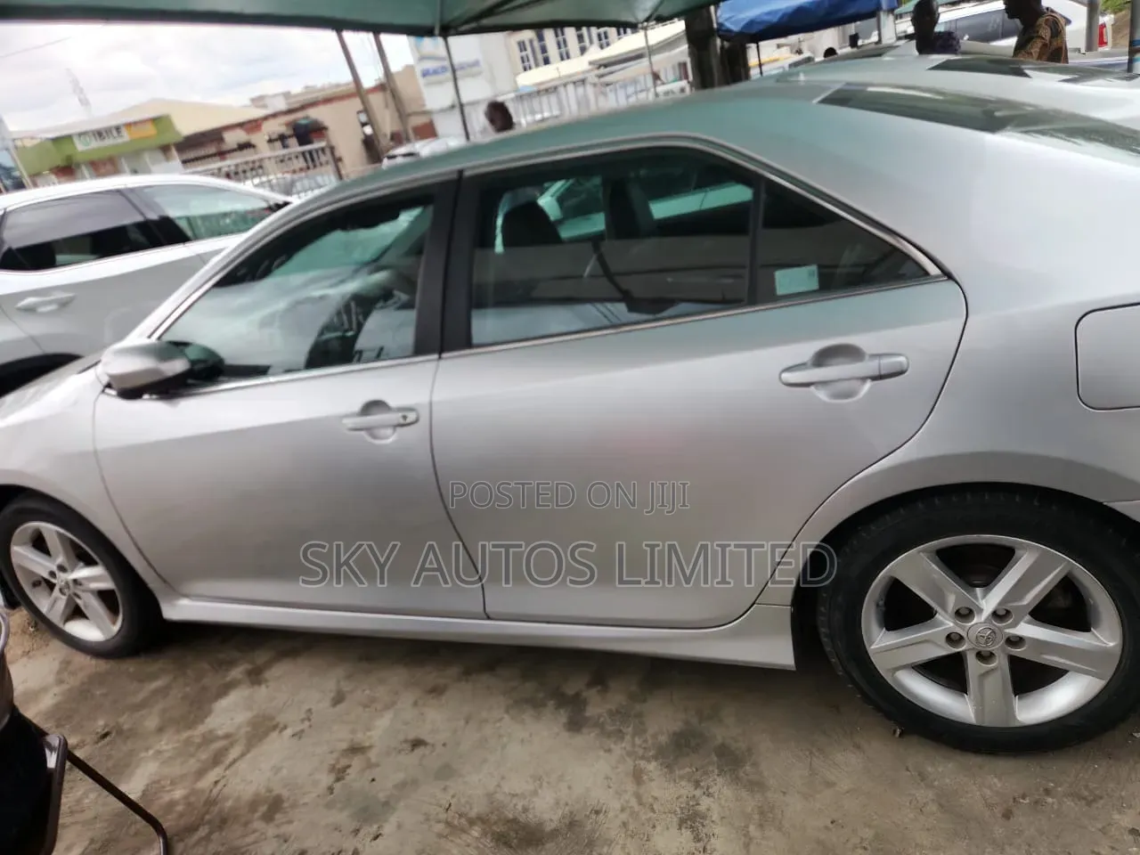 Toyota Camry 2012 Silver