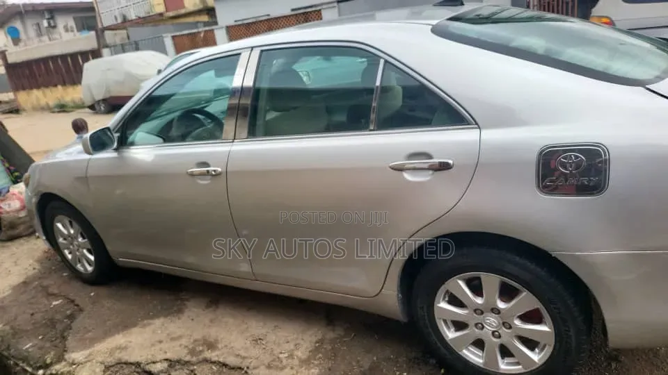 Toyota Camry 2008 Silver