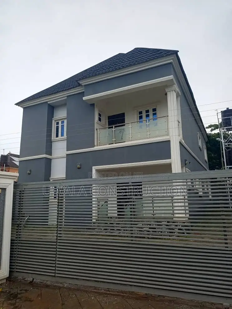 4bdrm Duplex in FHA for sale