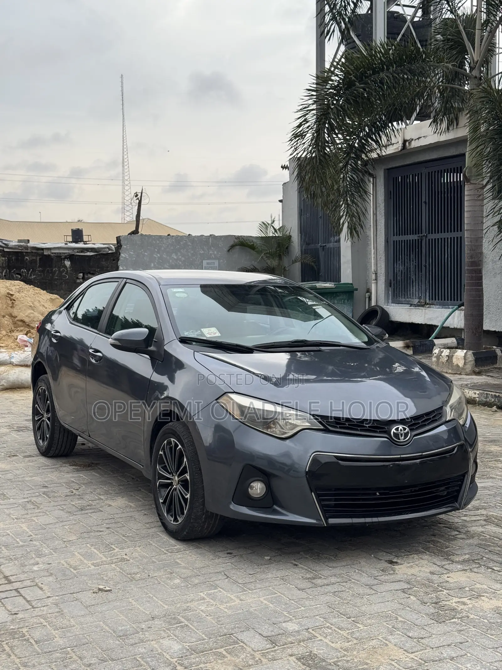 Toyota Corolla S 4dr Sedan (1.8L 4cyl CVT) 2014 Gray