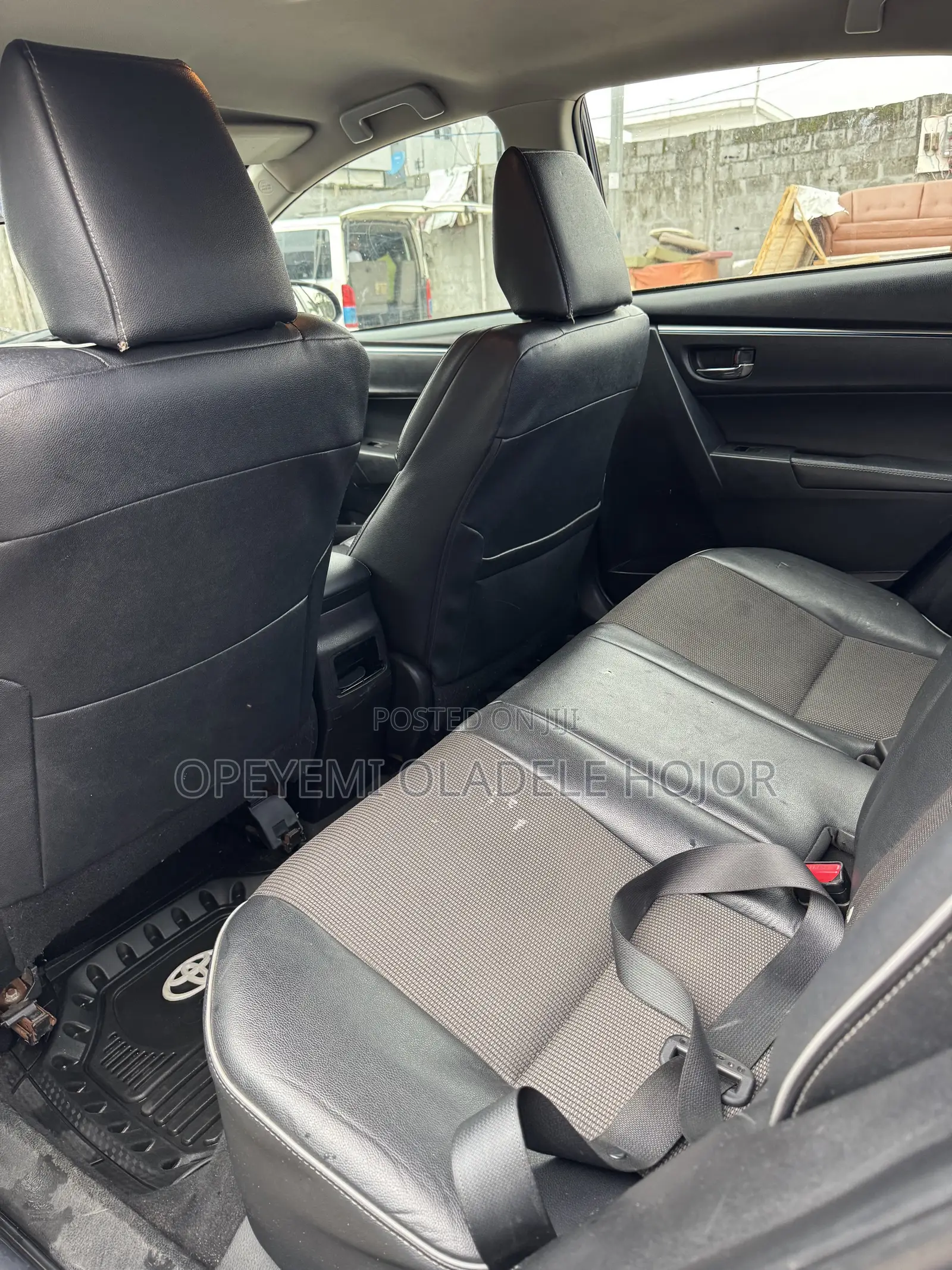 Toyota Corolla S 4dr Sedan (1.8L 4cyl CVT) 2014 Gray