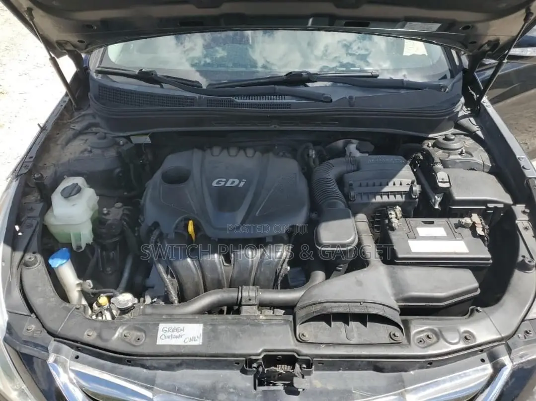 Hyundai Sonata Limited Sedan FWD (2.4L 4cyl 6A) 2011 Black