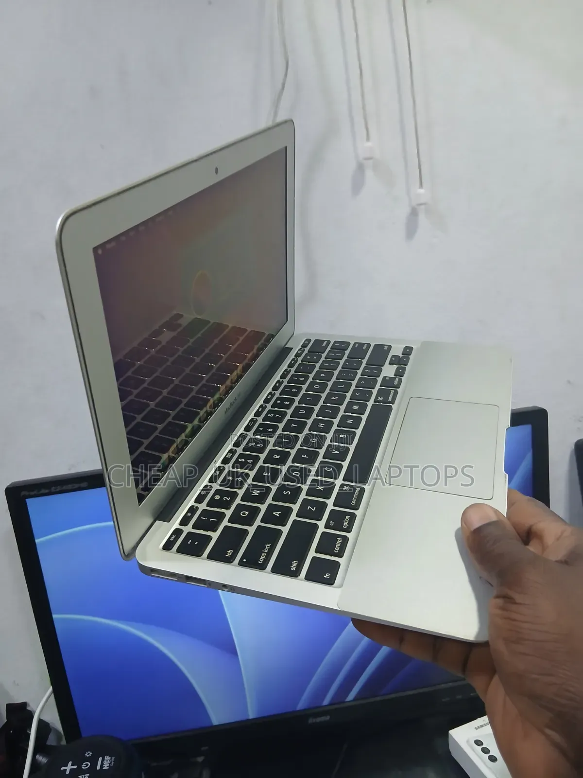 Laptop Apple MacBook Air 2015 4GB Intel Core i5 SSD 128GB