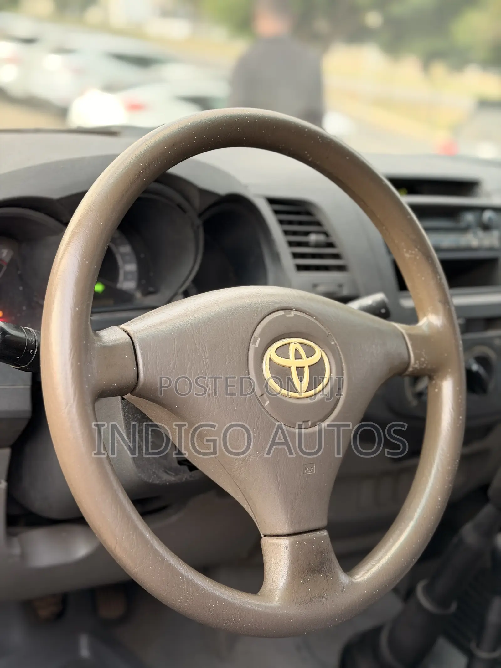 Toyota Hilux 2.0 VVT-i 2011 White