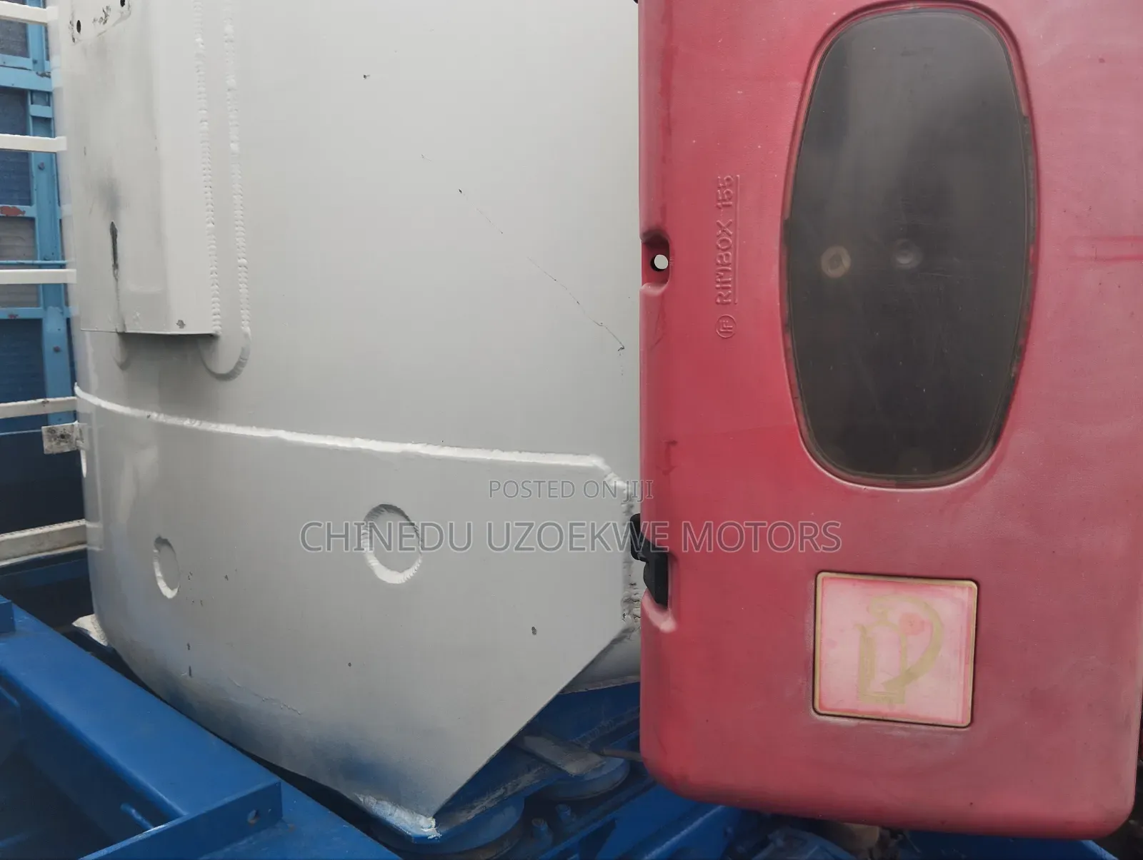 Mercedes Truck 1617 Water Tank