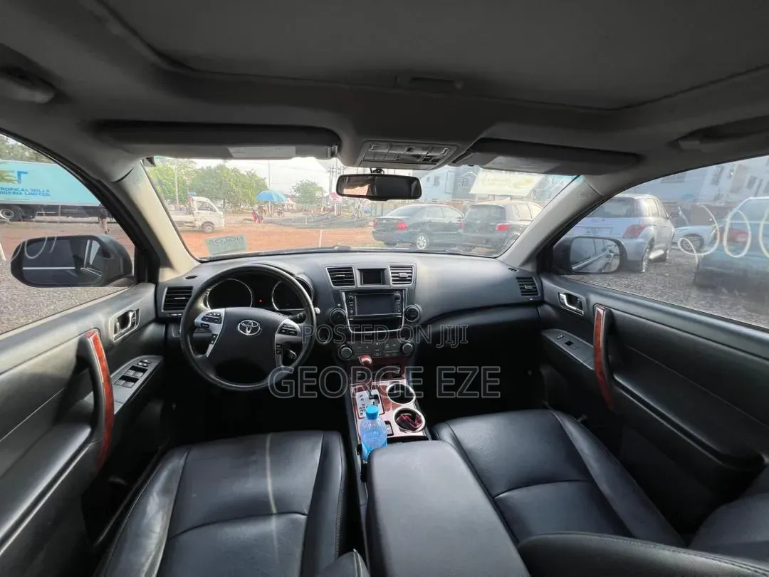 Toyota Highlander 2013 Black