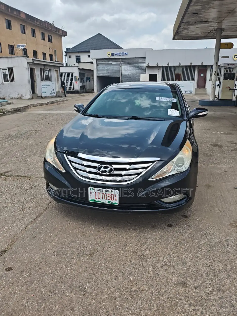 Hyundai Sonata Limited Sedan FWD (2.4L 4cyl 6A) 2011 Black