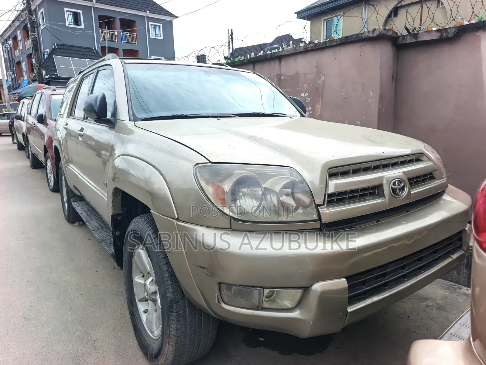 Toyota 4-Runner 2004 Gold