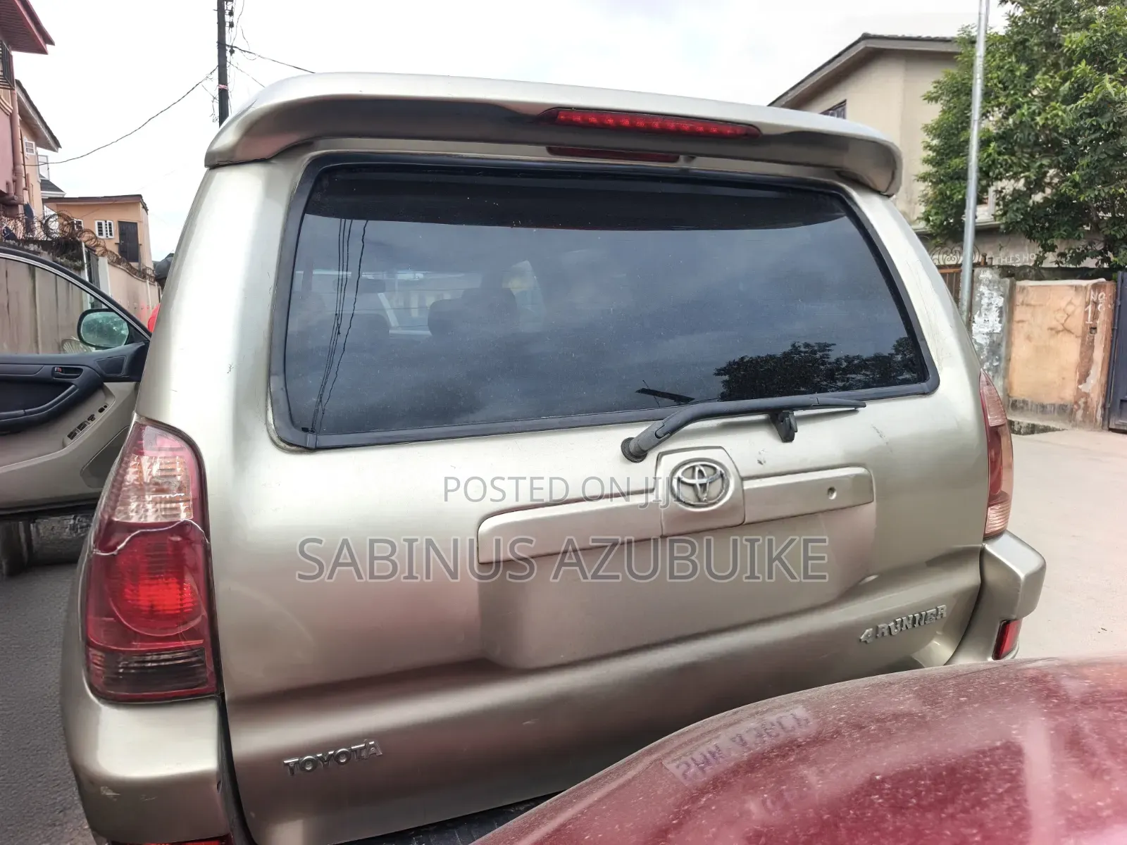 Toyota 4-Runner 2004 Gold