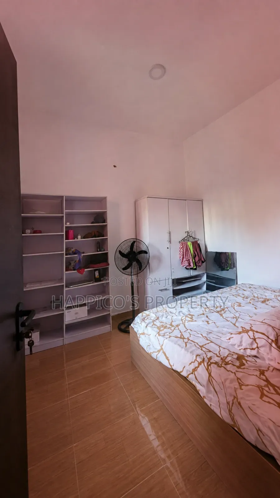 Mini Flat in Fola Agoro for rent