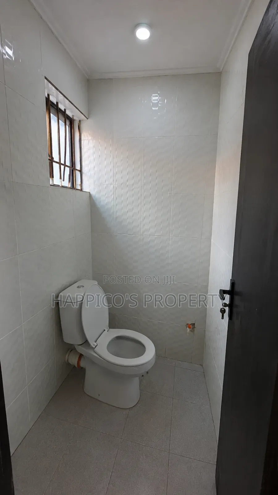 Mini Flat in Fola Agoro for rent