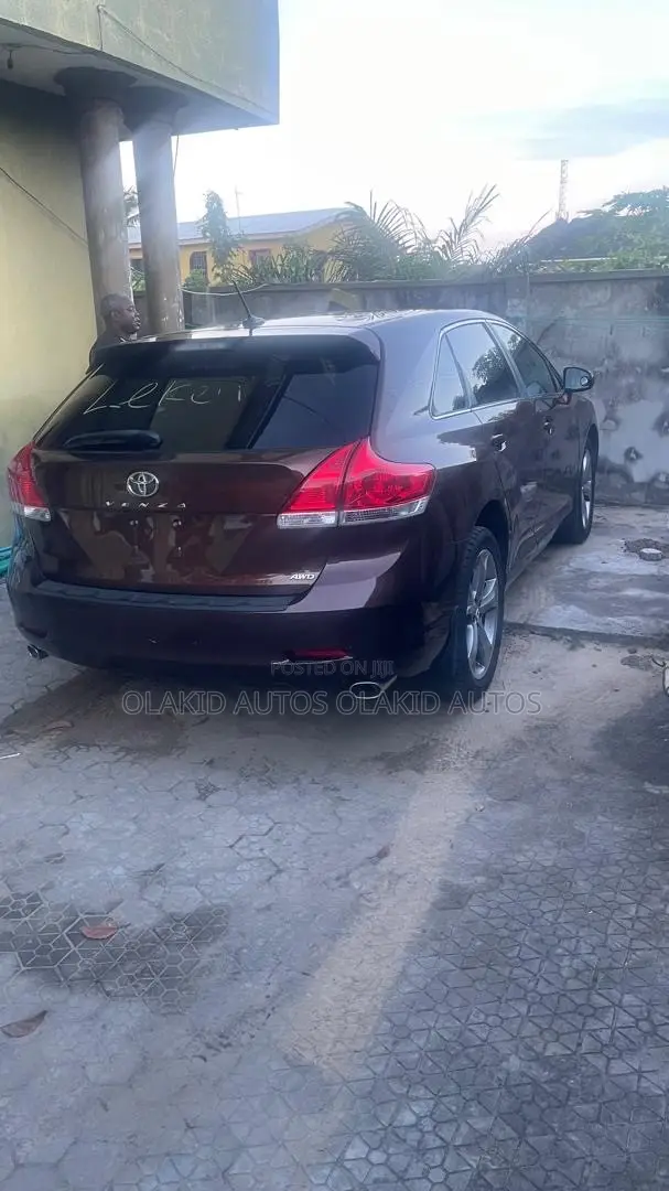 Toyota Venza V6 AWD 2012 Red