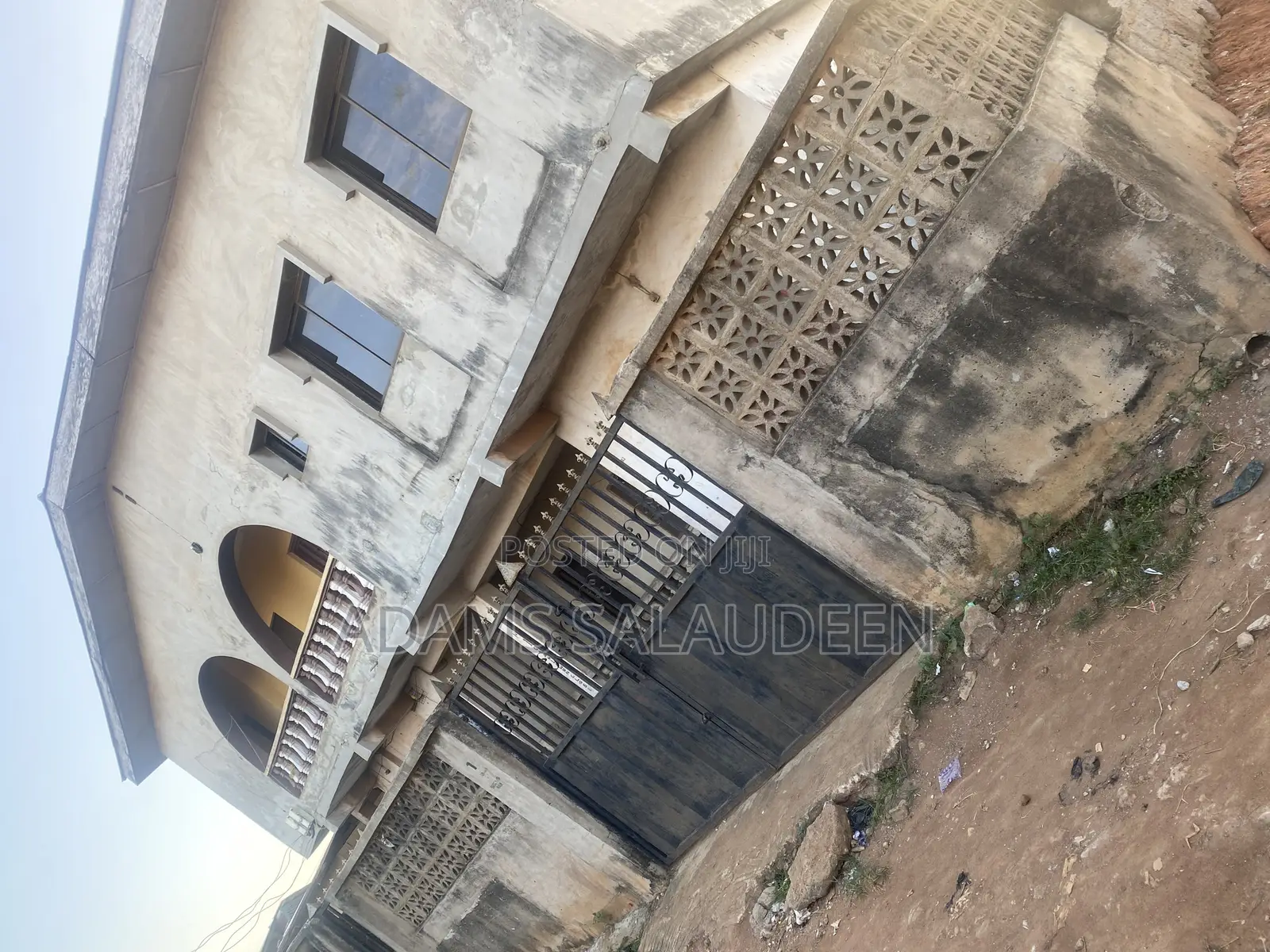 4bdrm Block of Flats in Crossing, Ifo for sale