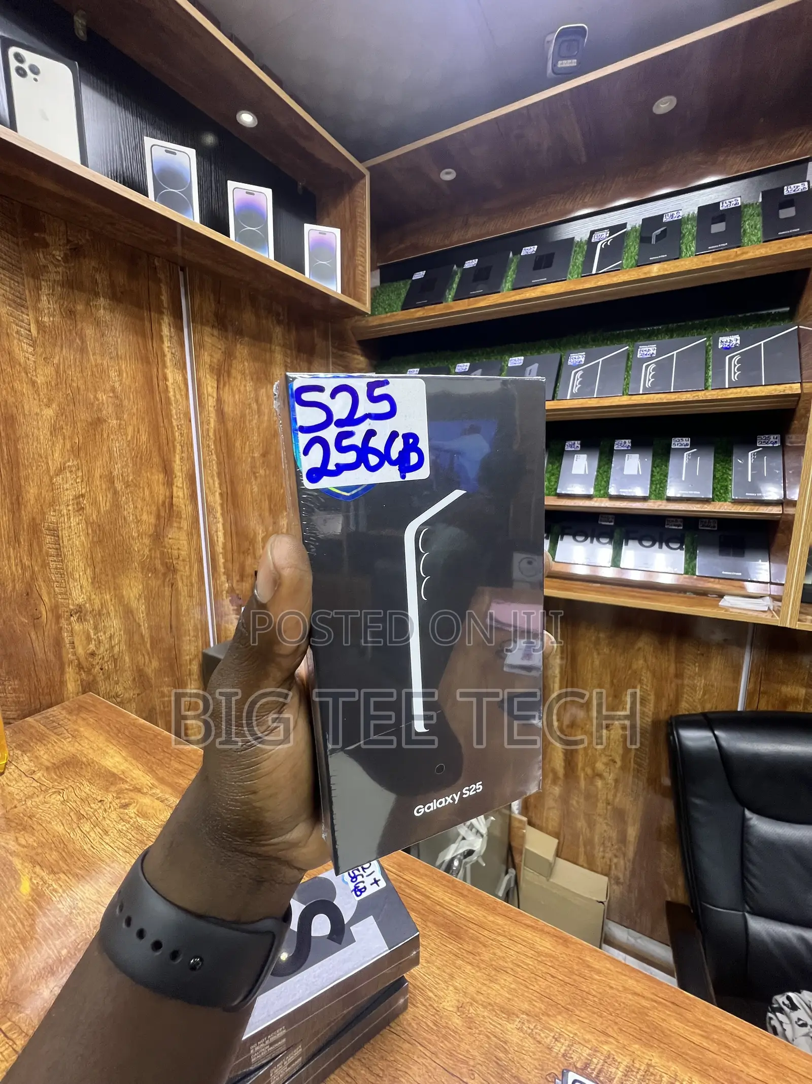 New Samsung Galaxy S25 256 GB Black