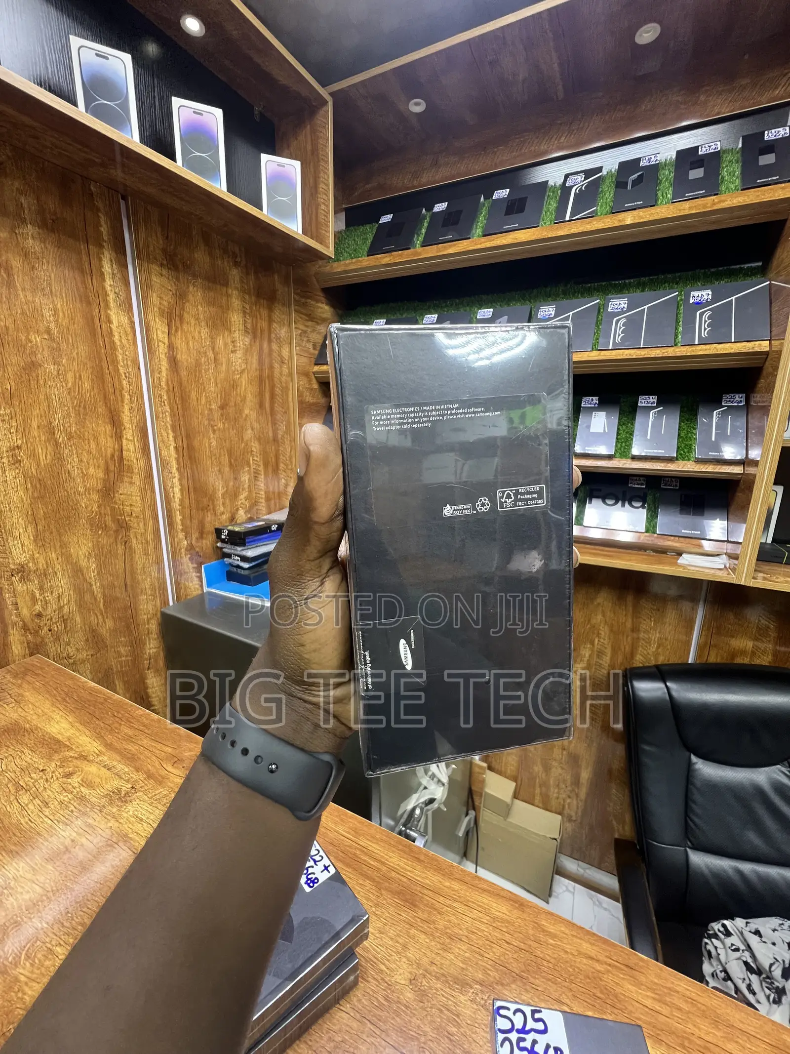New Samsung Galaxy S25 256 GB Black