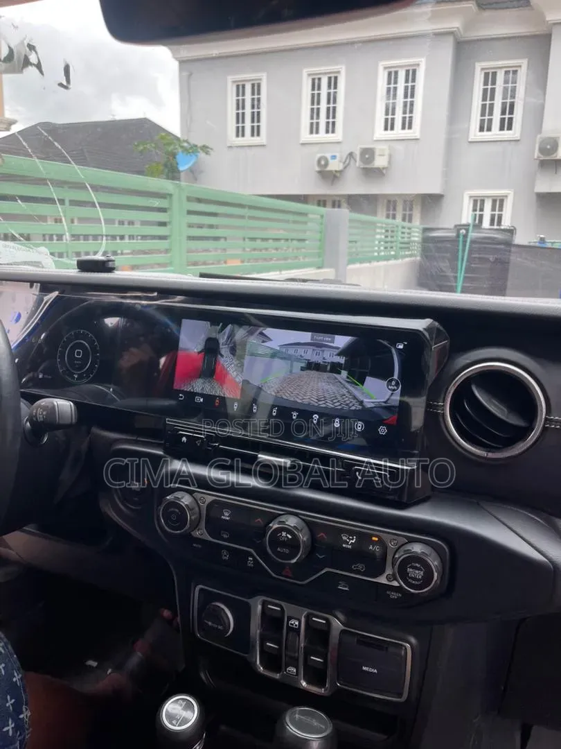 Digital Speedometer and Andriod of 2018 Wrangler Available