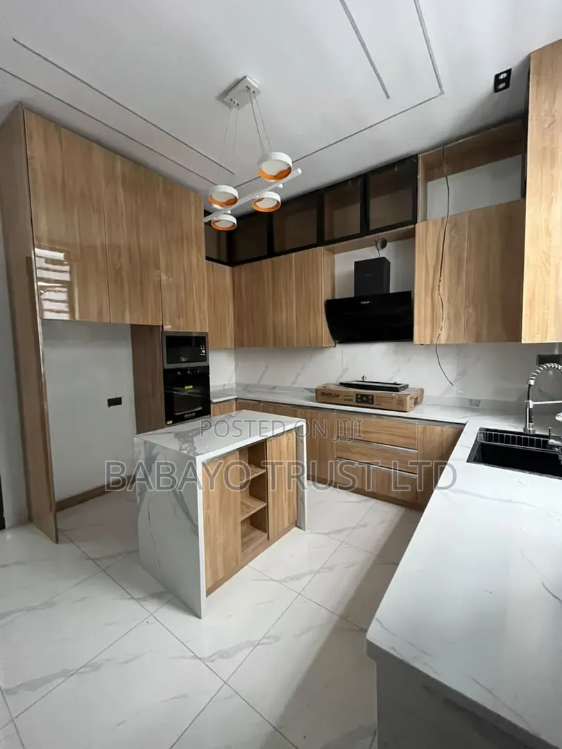 4bdrm Duplex in Orchid Estate, Lekki Phase 2 for sale