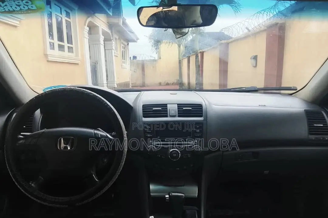 Honda Accord 2004 Blue