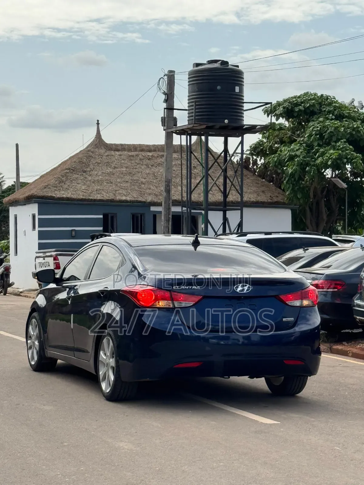 Hyundai Elantra 2013 Blue