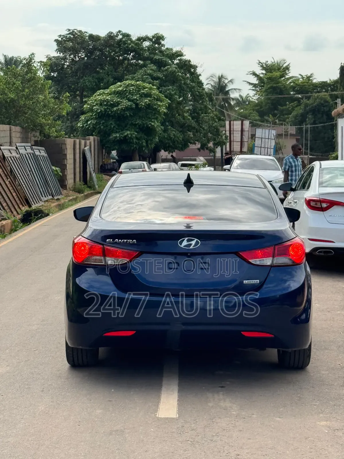 Hyundai Elantra 2013 Blue